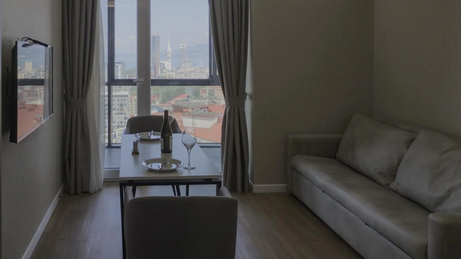 Marriott Apartments Batumi 0*,