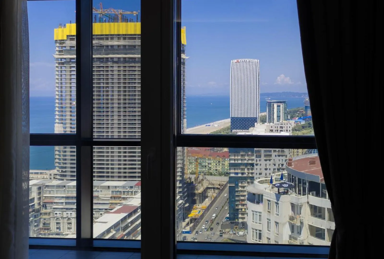 Marriott Apartments Batumi 0*,